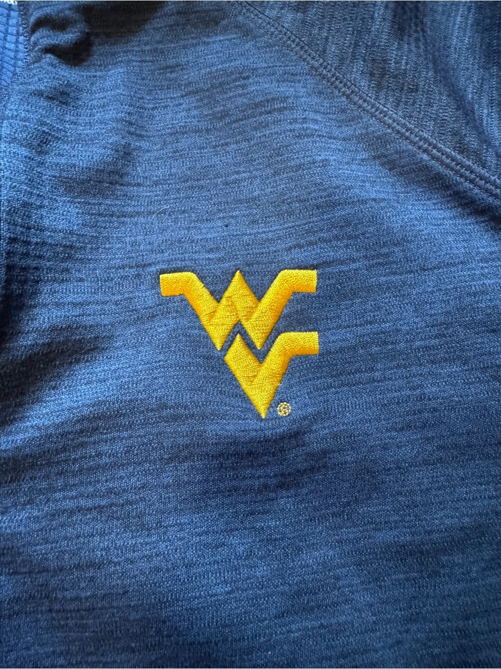 Vineyard Vines West Virginia Mountaineers Quarter Zip - Picture 2 of 3